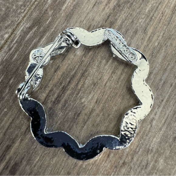 Vintage Gerry’s Silver Brooch Pin - Picture 5 of 8